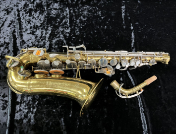 Post- 'Top Hat and Cane' Buescher 400 Alto Saxophone - Serial # 377147